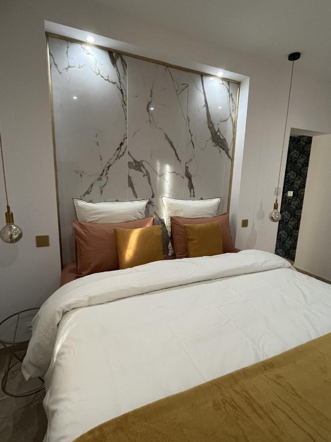La Suite De Charme Du Mas De La Fontaine De Jonquier Avec Spa Privatif Séguret Kültér fotó